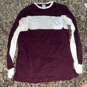 Size XS. Pink Victoria Secret. Oversized long sleeve